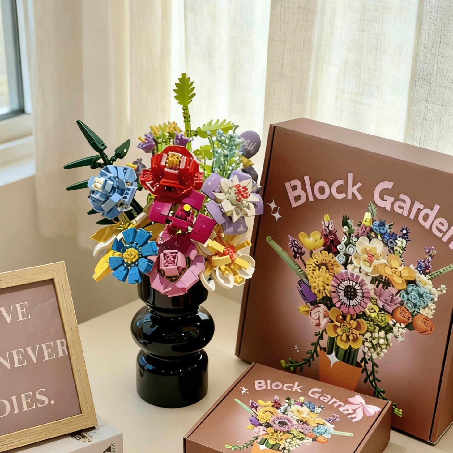 BlockGarden - Eternal Bloom 12-Bouquet Collection